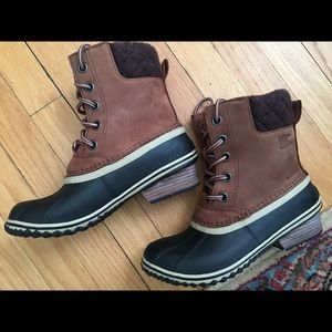 Sorel slimpack II size 7 waterproof